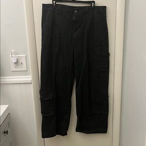 Women’s Classic Black Cargo pants -wide leg